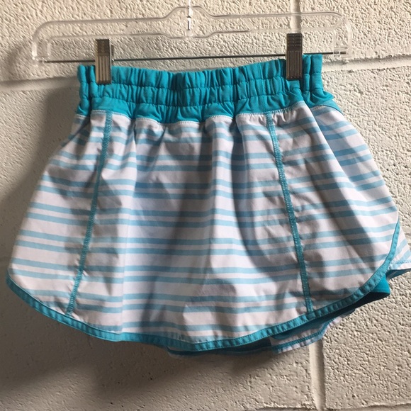 lululemon athletica Dresses & Skirts - Lululemon blue and white skirt, sz 4, 58947 lululemon athletica Dresses & Skirts - Lululemon blue and white skirt, sz 4, 58947